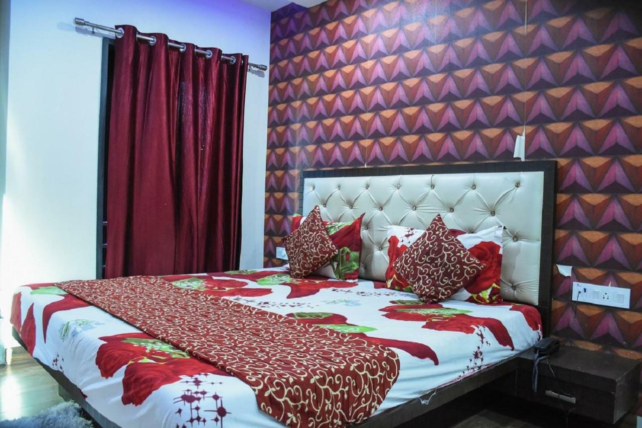 Hotel Dilip Індаур Екстер'єр фото